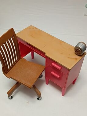 Our Generation Desk and Chair Set